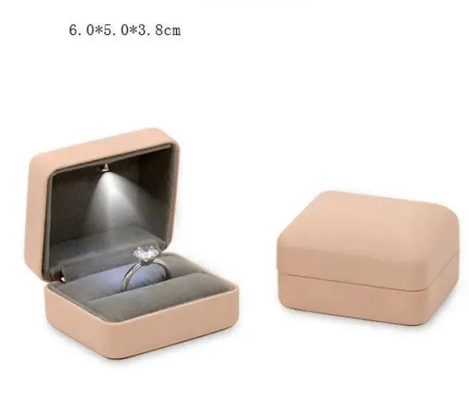 100PCs Jewelry Gift Leather LED Wedding Ring Boxes