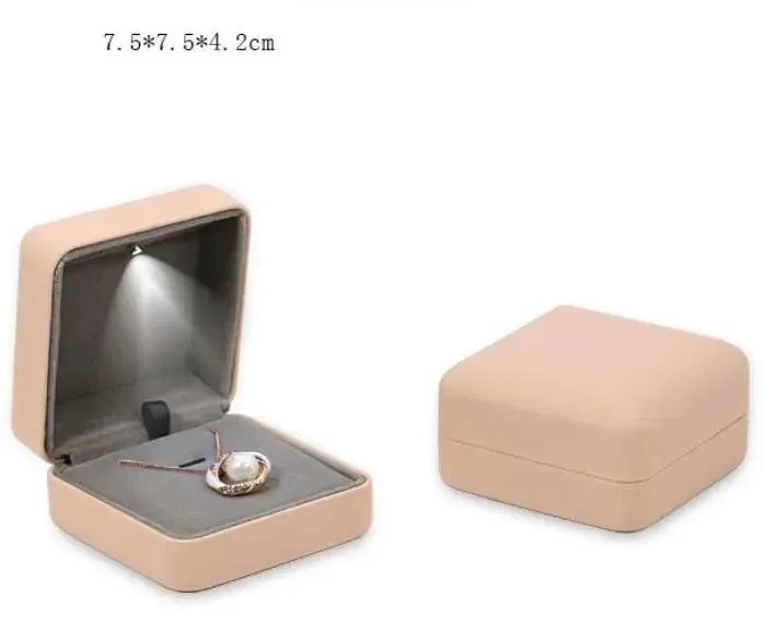 100PCs Jewelry Gift Leather LED Wedding Ring Boxes