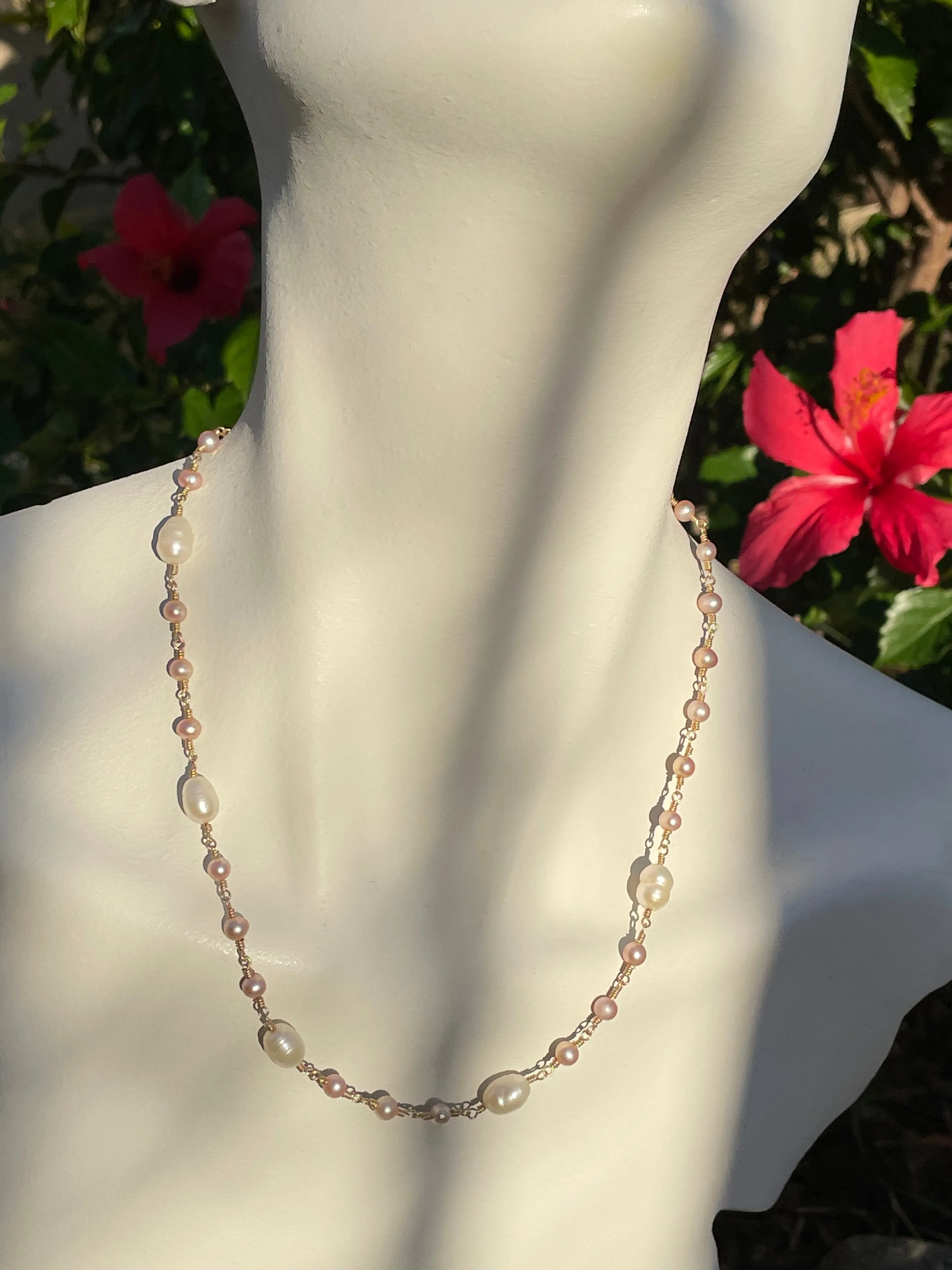 14K Yellow Gold Pink   White Pearl Artisan Hand Made 14kt Necklace 10.5g