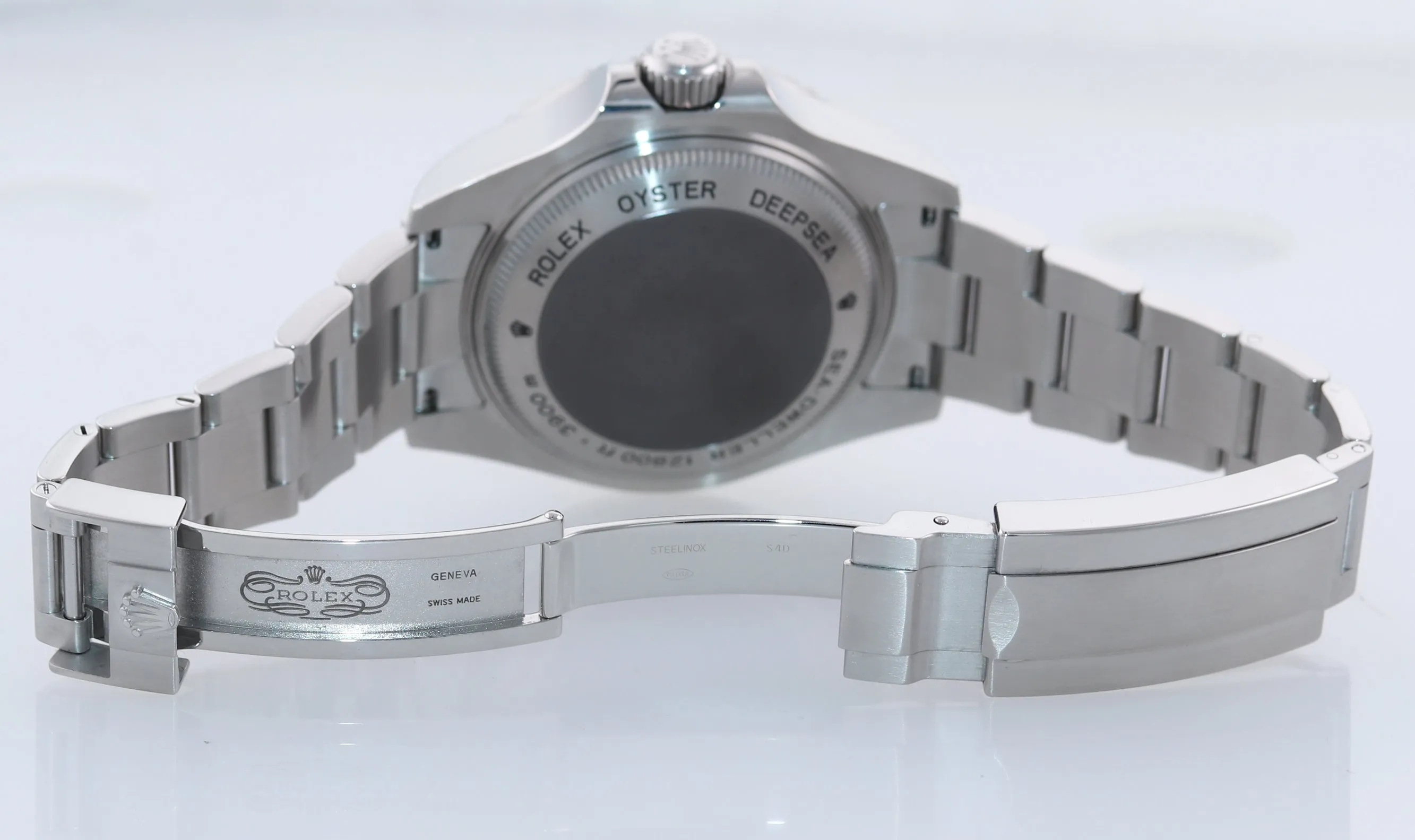 2016-2017 Rolex Sea-Dweller Deepsea 116660 Stainless Steel 44mm Black Watch Box