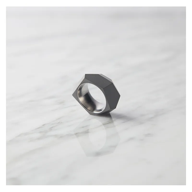 22 DESIGN STUDIO Concrete Ring - Rock