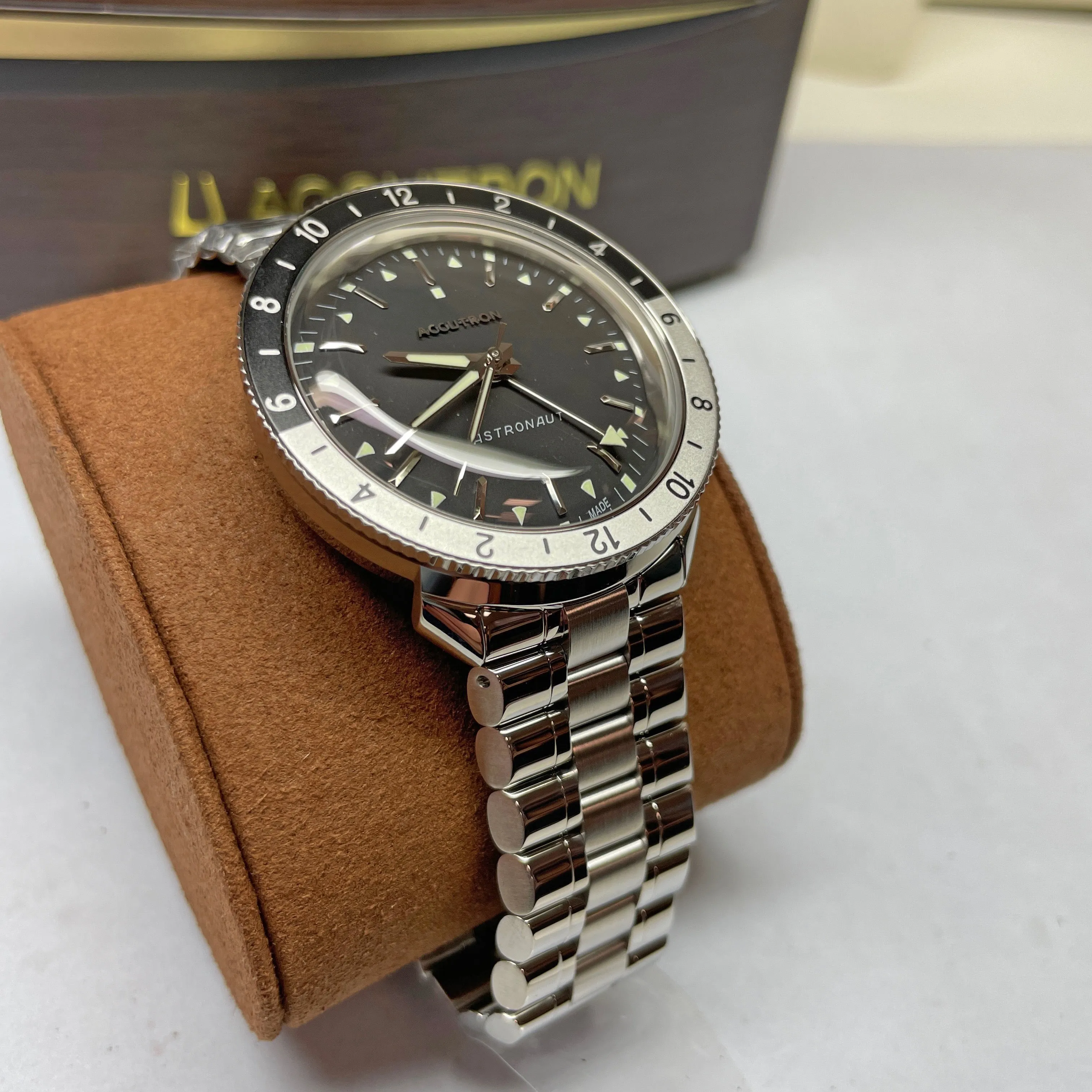 Accutron Astronaut "T" GMT 41mm Black White Watch Limited Re-Edition from 1968