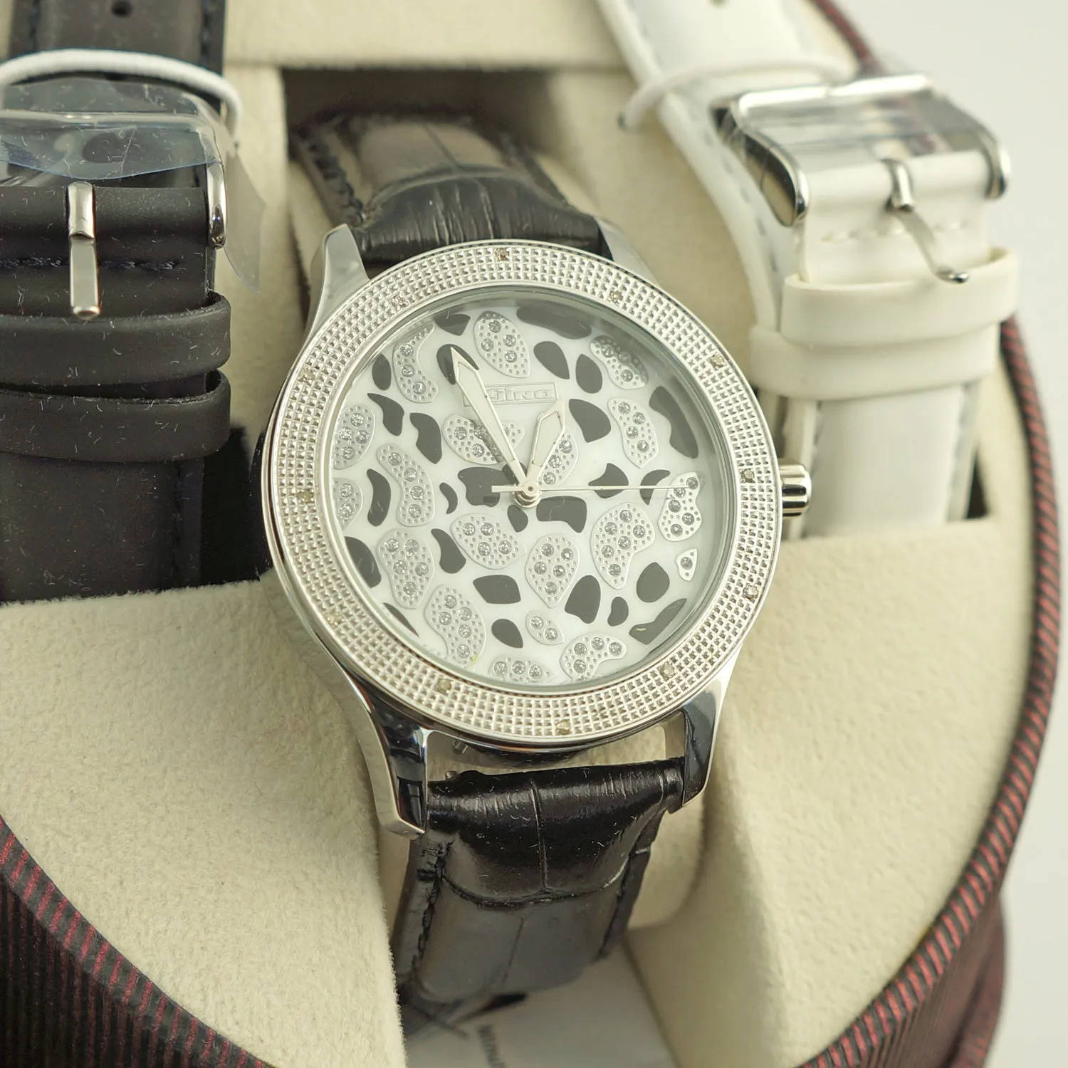 Big Face Cheetah Ladies Jojino Diamond Watch
