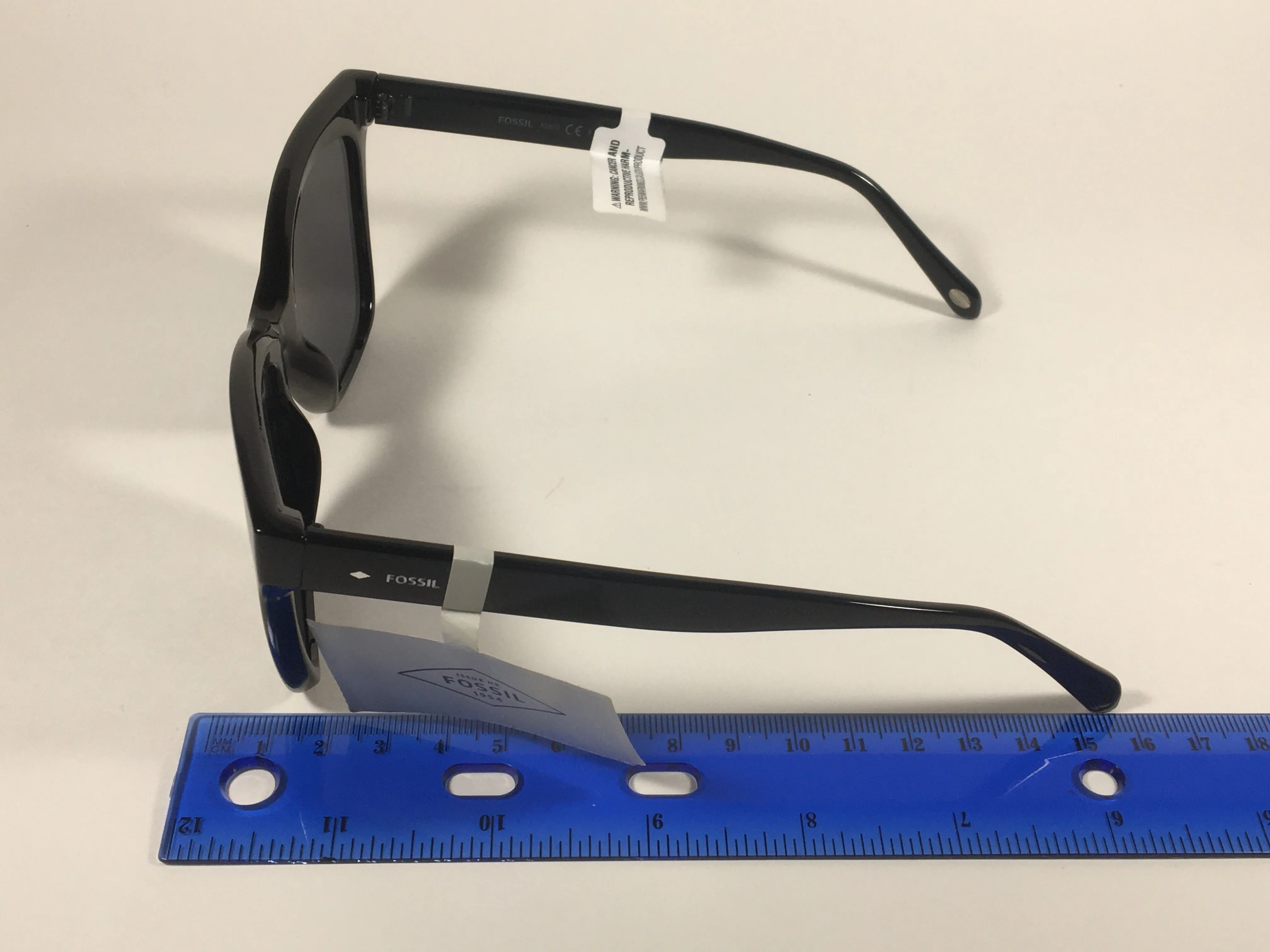 Fossil Large Square Sunglasses Black Gloss Frame Solid Gray Lens FW167