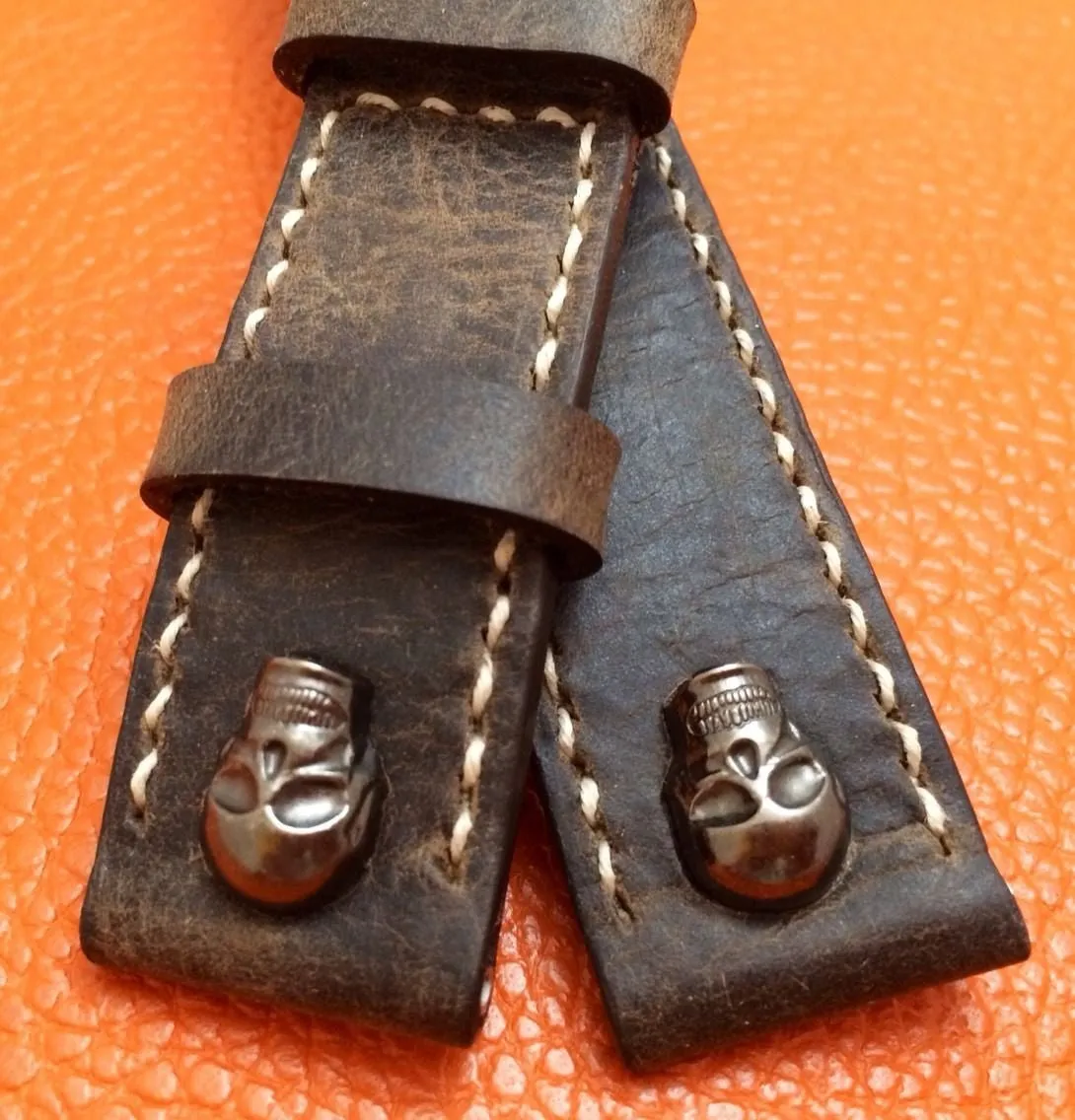 Geunine Leather Watch Strap vintage dark brown in 24mm/22mm lug width with Sterling Silver 925 skull pin, Mens Wrist Watch band, Christmas Gift Idea