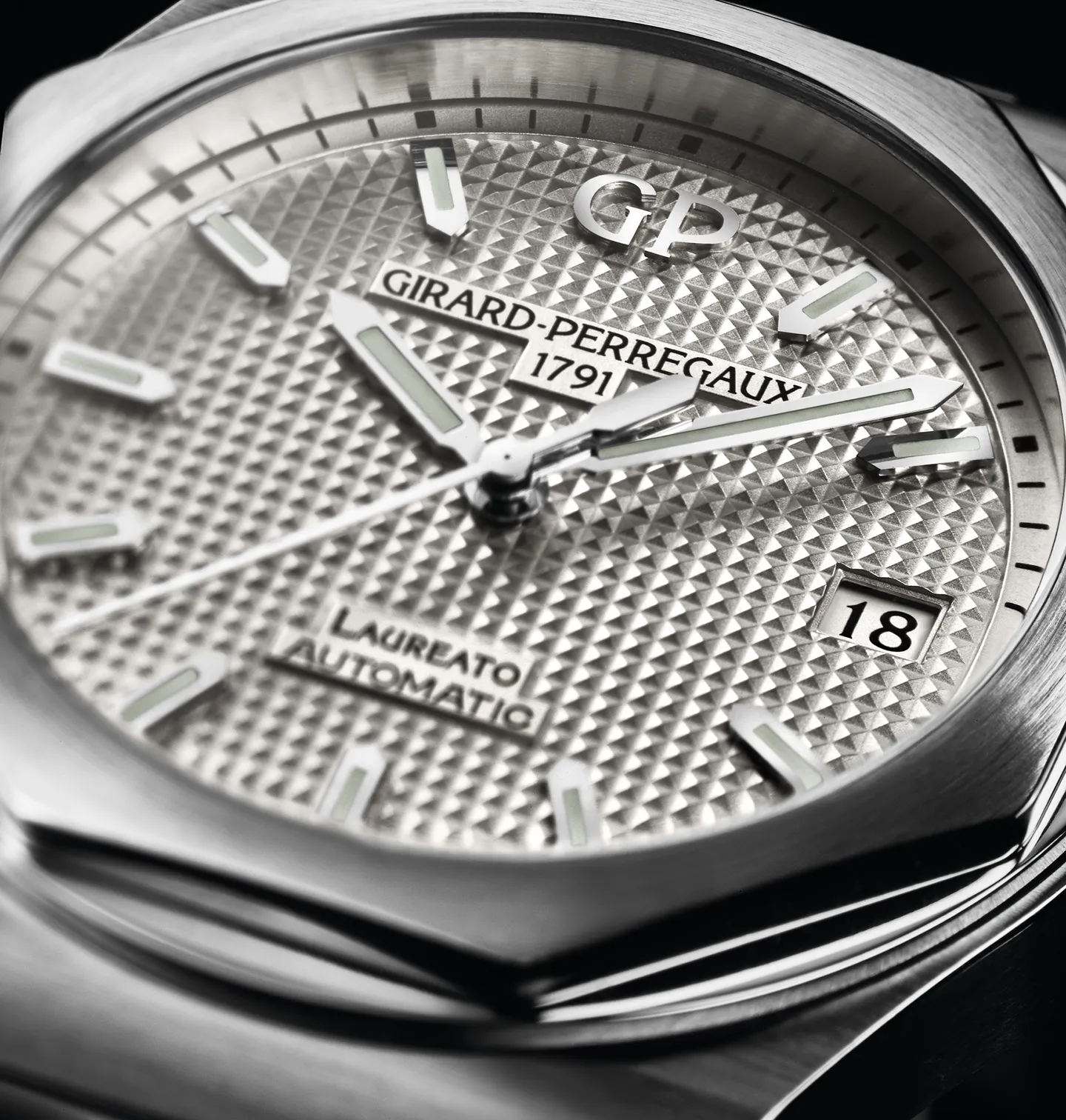 Girard-Perregaux Laureato 42mm Watch with Silver Dial