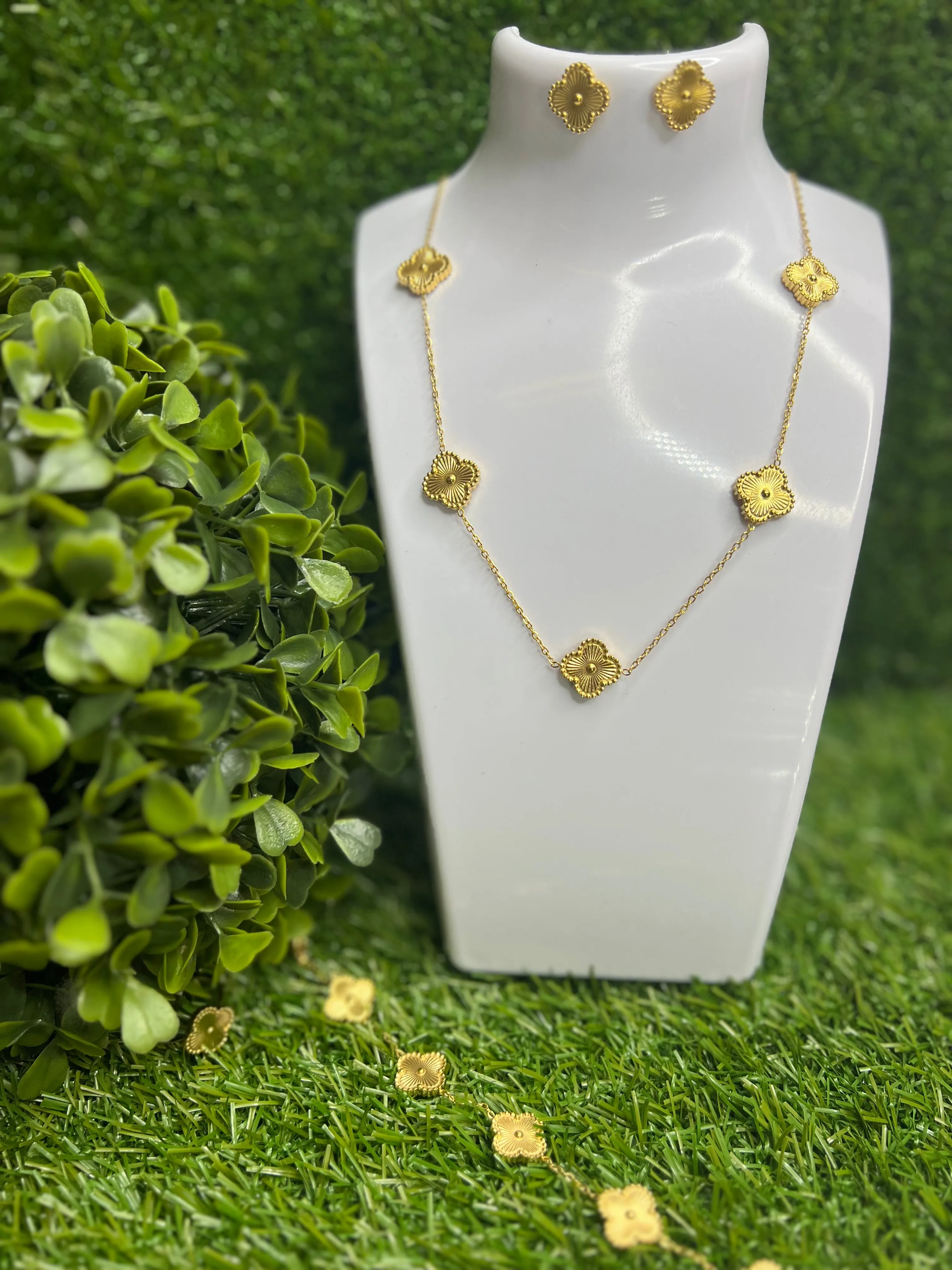 Gold Clover Fullset
