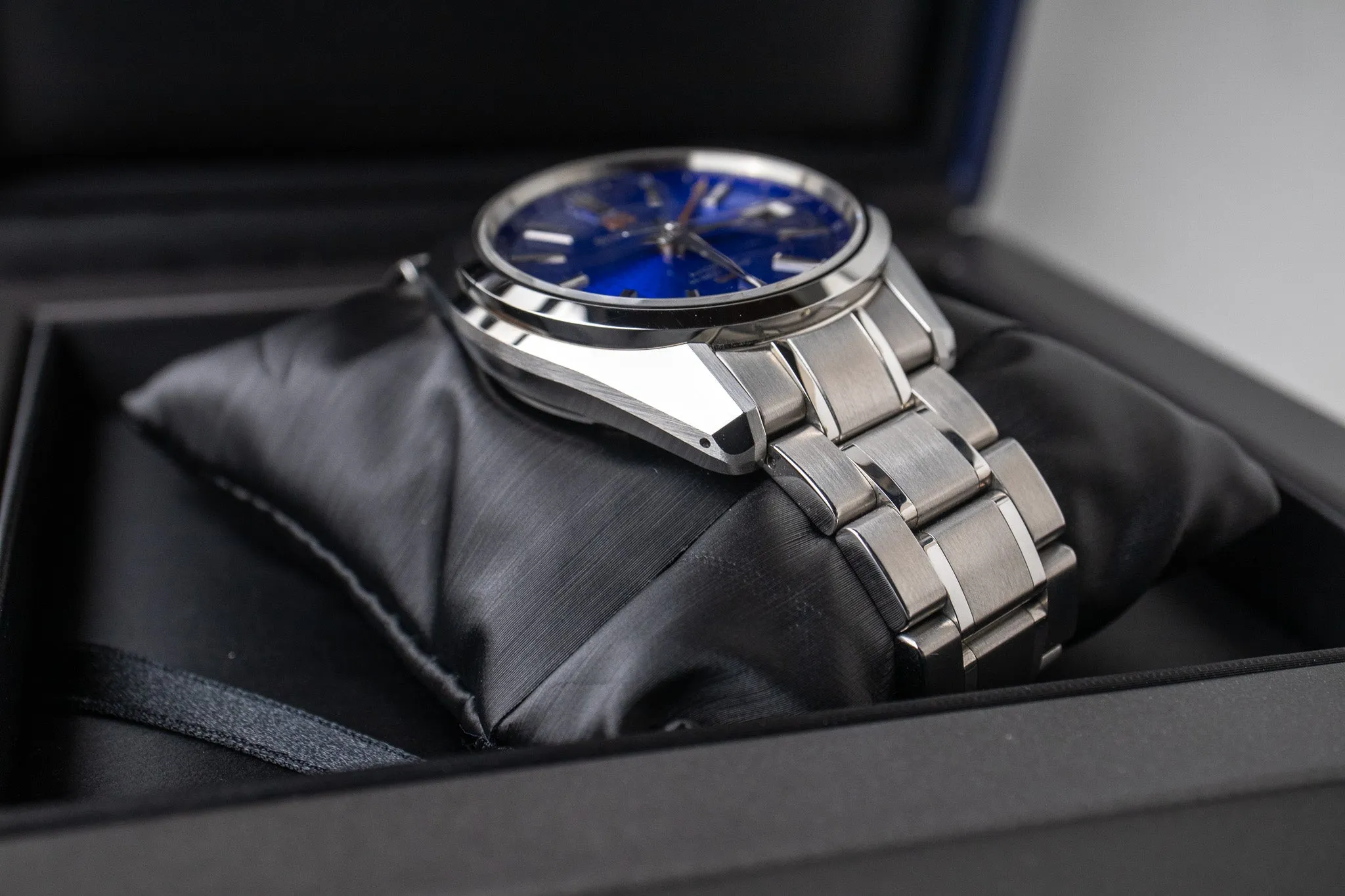 Grand Seiko 'Blue Peacock' SBGJ261