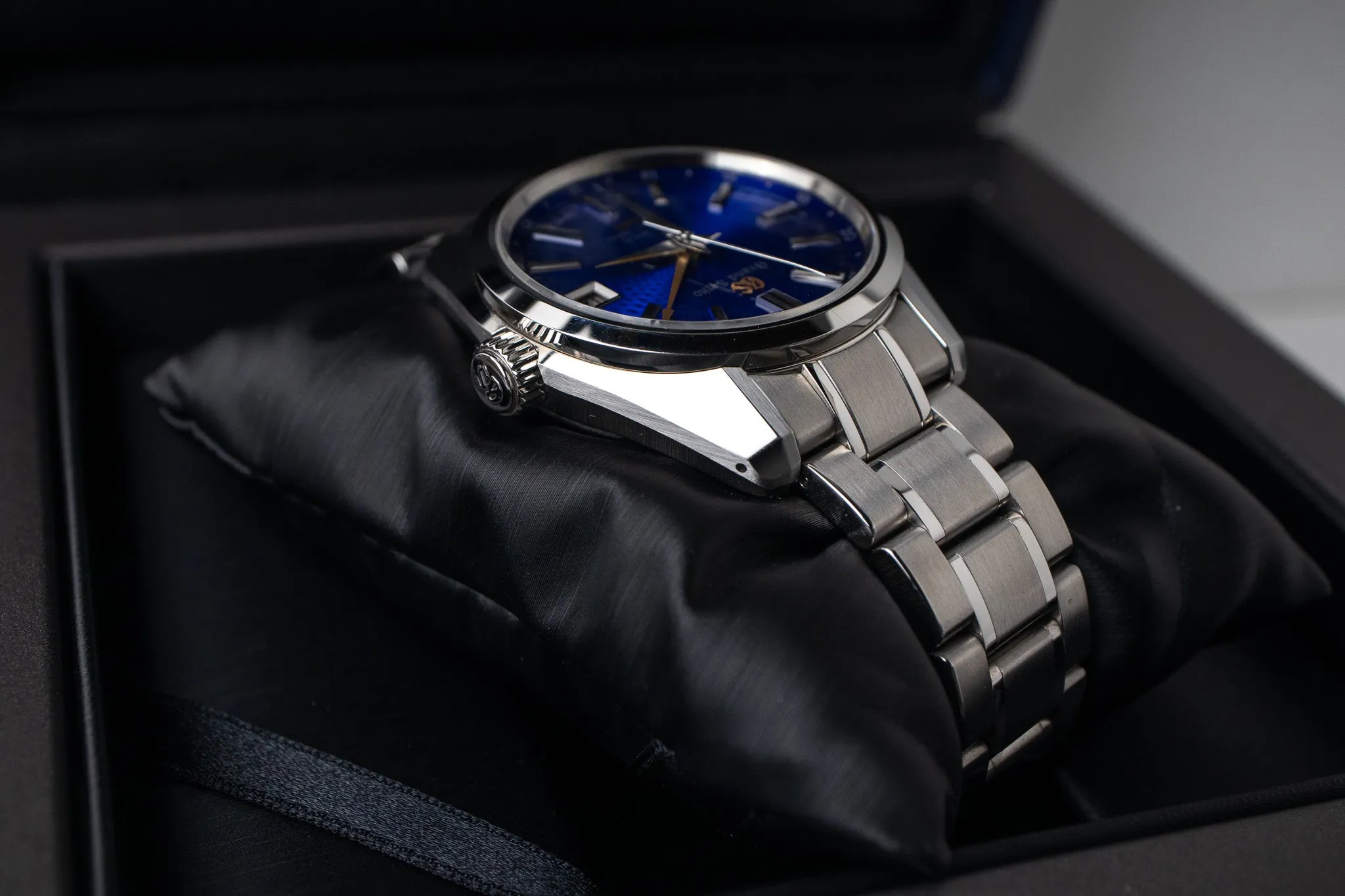 Grand Seiko 'Blue Peacock' SBGJ261
