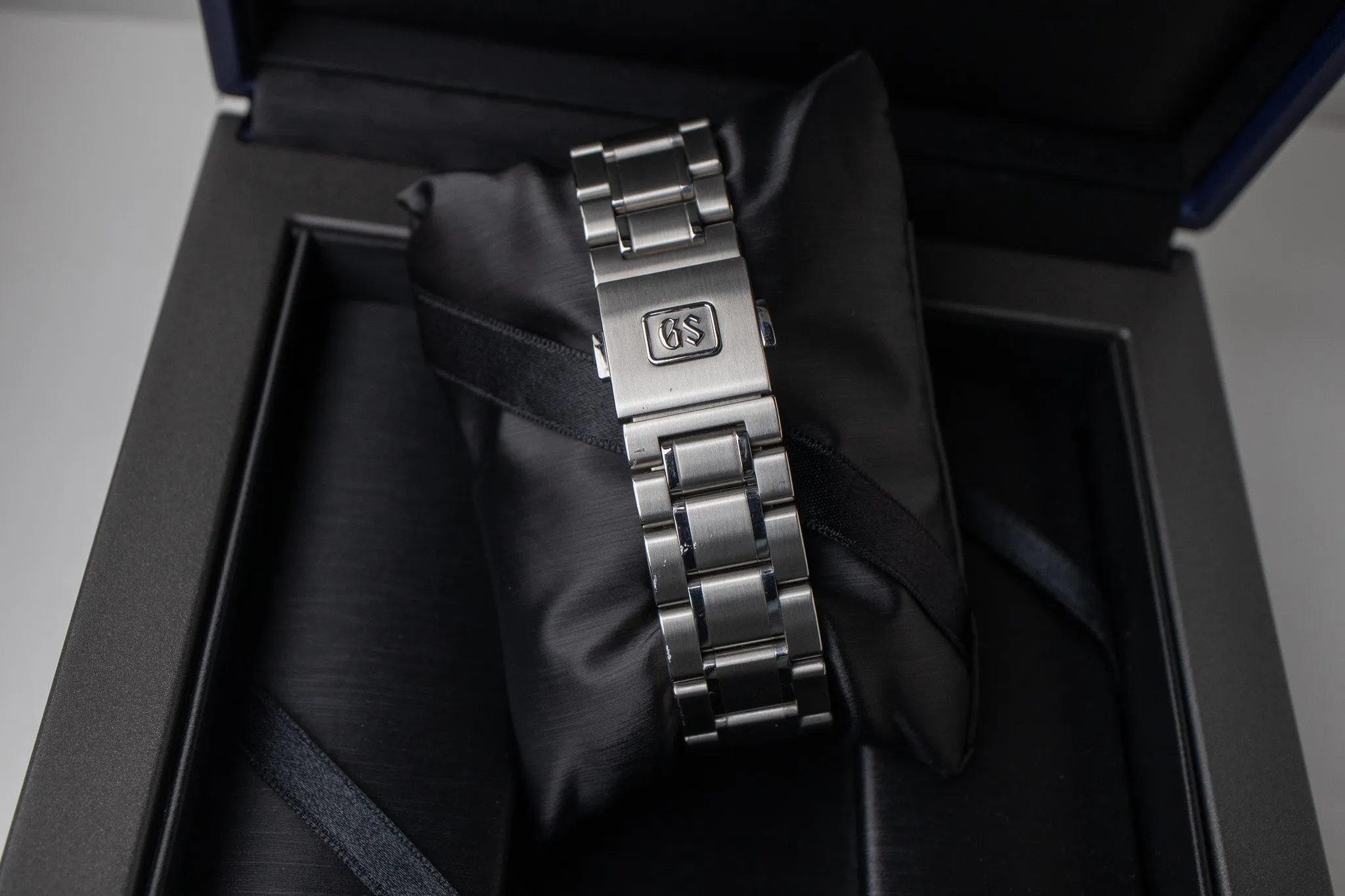 Grand Seiko 'Blue Peacock' SBGJ261