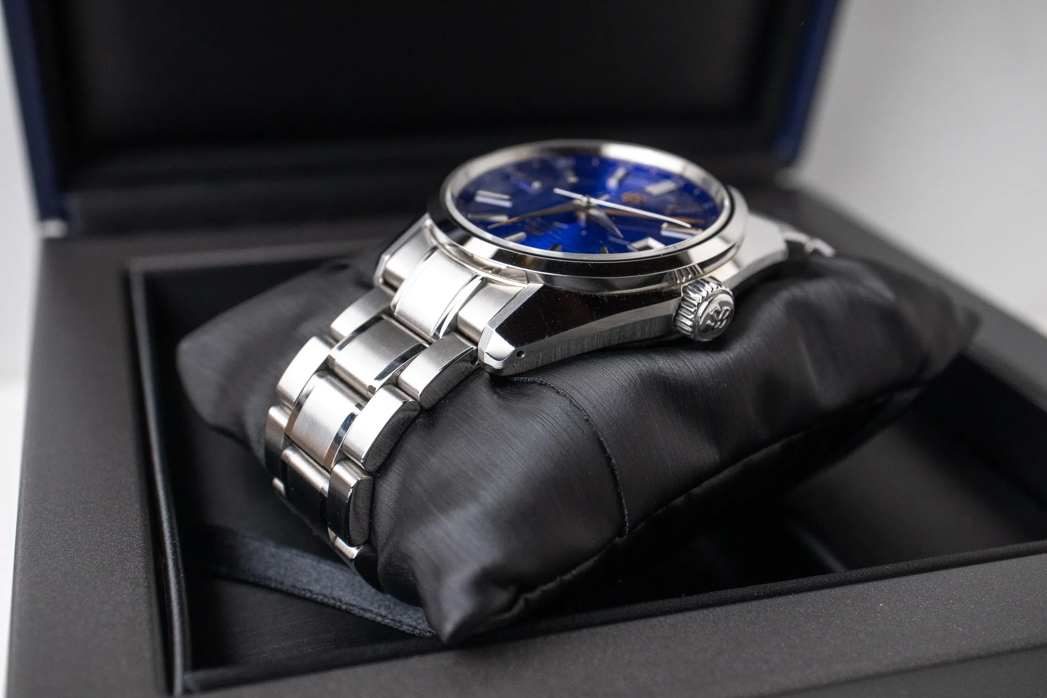 Grand Seiko 'Blue Peacock' SBGJ261