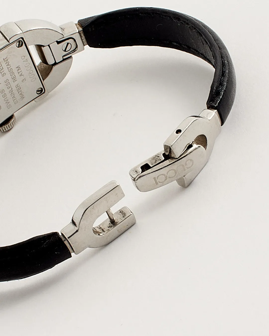 Gucci Stainless Steel / Black Leather 6800L Series 16mm Watch