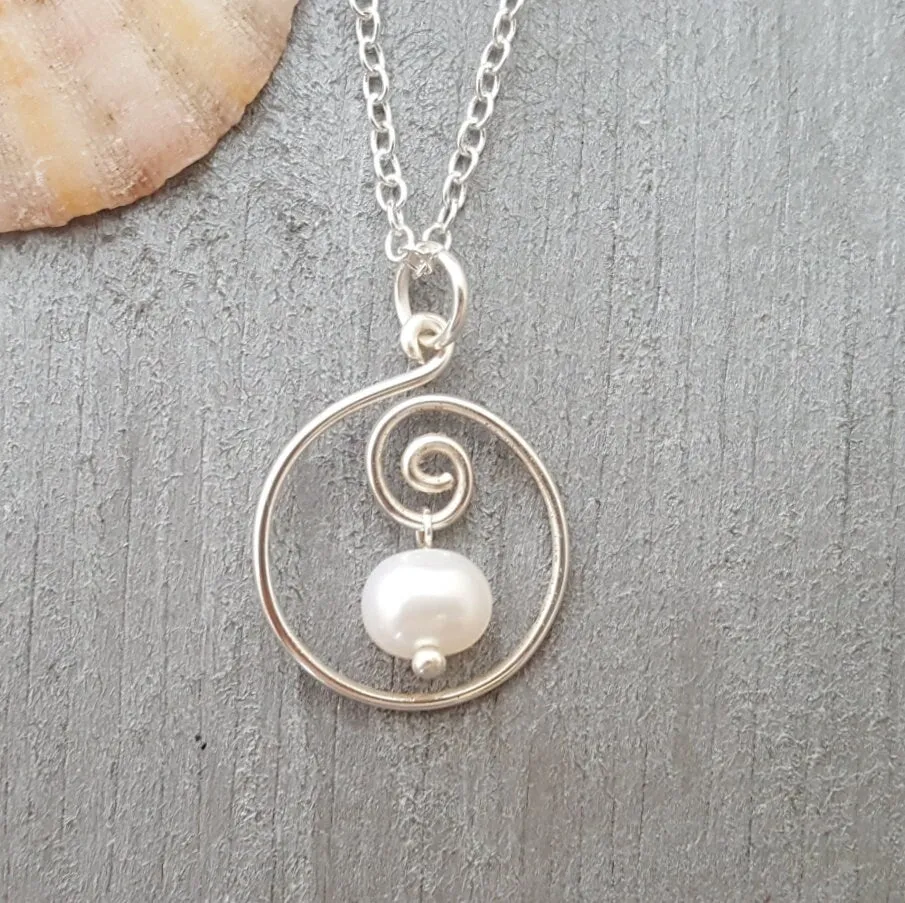 Hawaiian Jewelry Pearl Necklace, Wire Loop Natural Pearl Jewelry For Women, Beach Jewelry Birthday Gift For Women (June Birthstone Jewelry)