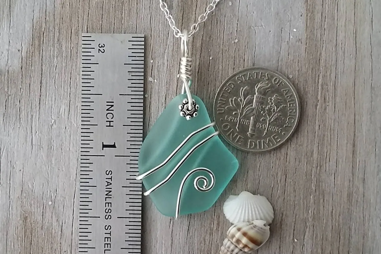 Hawaiian Jewelry Sea Glass Necklace, Wire Aquamarine Necklace, Unique Sea Glass Jewelry Beach Jewelry For Girls (March Birthstone Jewelry)