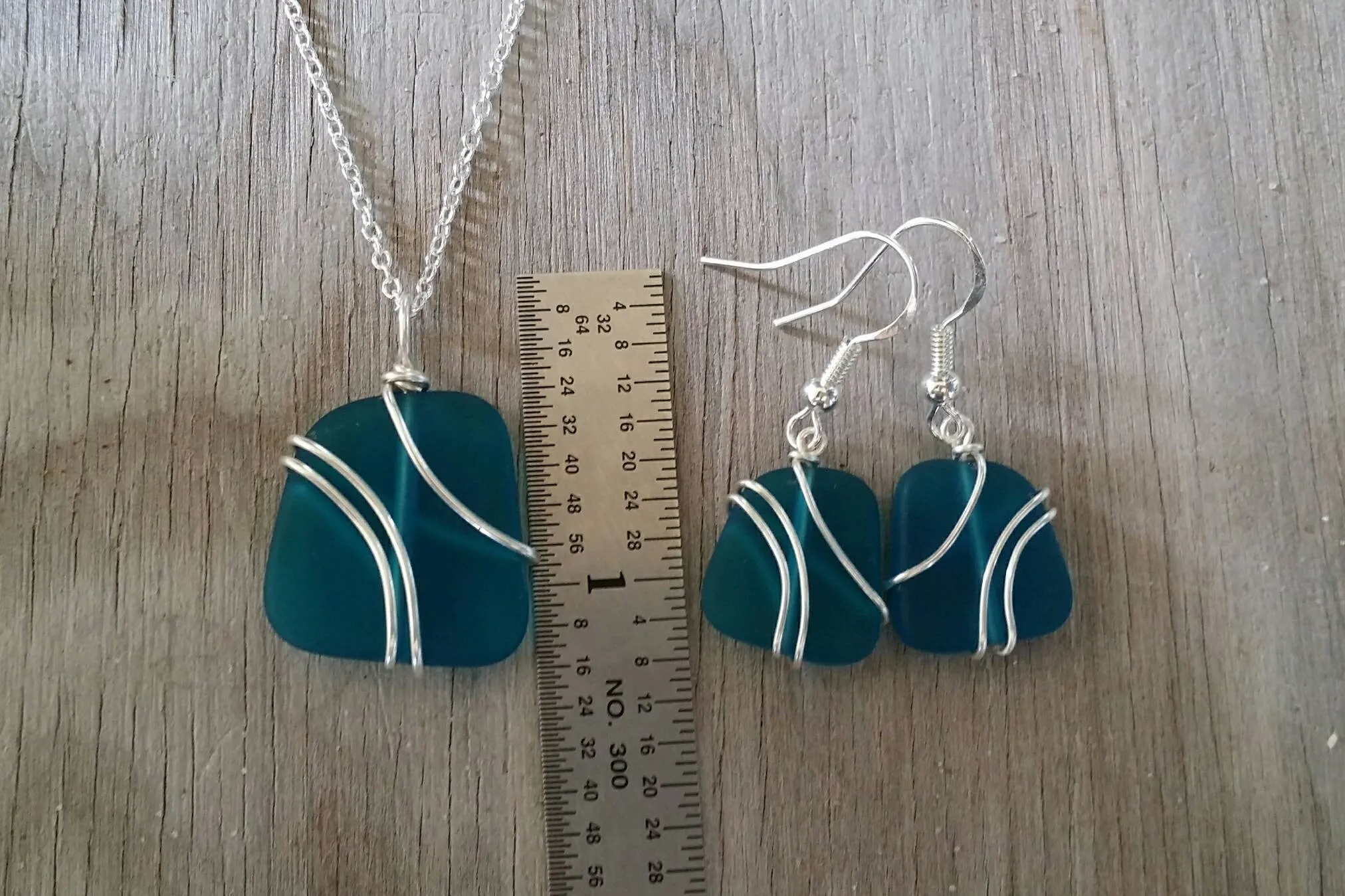 Hawaiian Jewelry Sea Glass Set, Wired Wrapped Teal Necklace Earrings Jewelry Set, Beachy Sea Glass Jewelry For Women Unique Jewelry Set