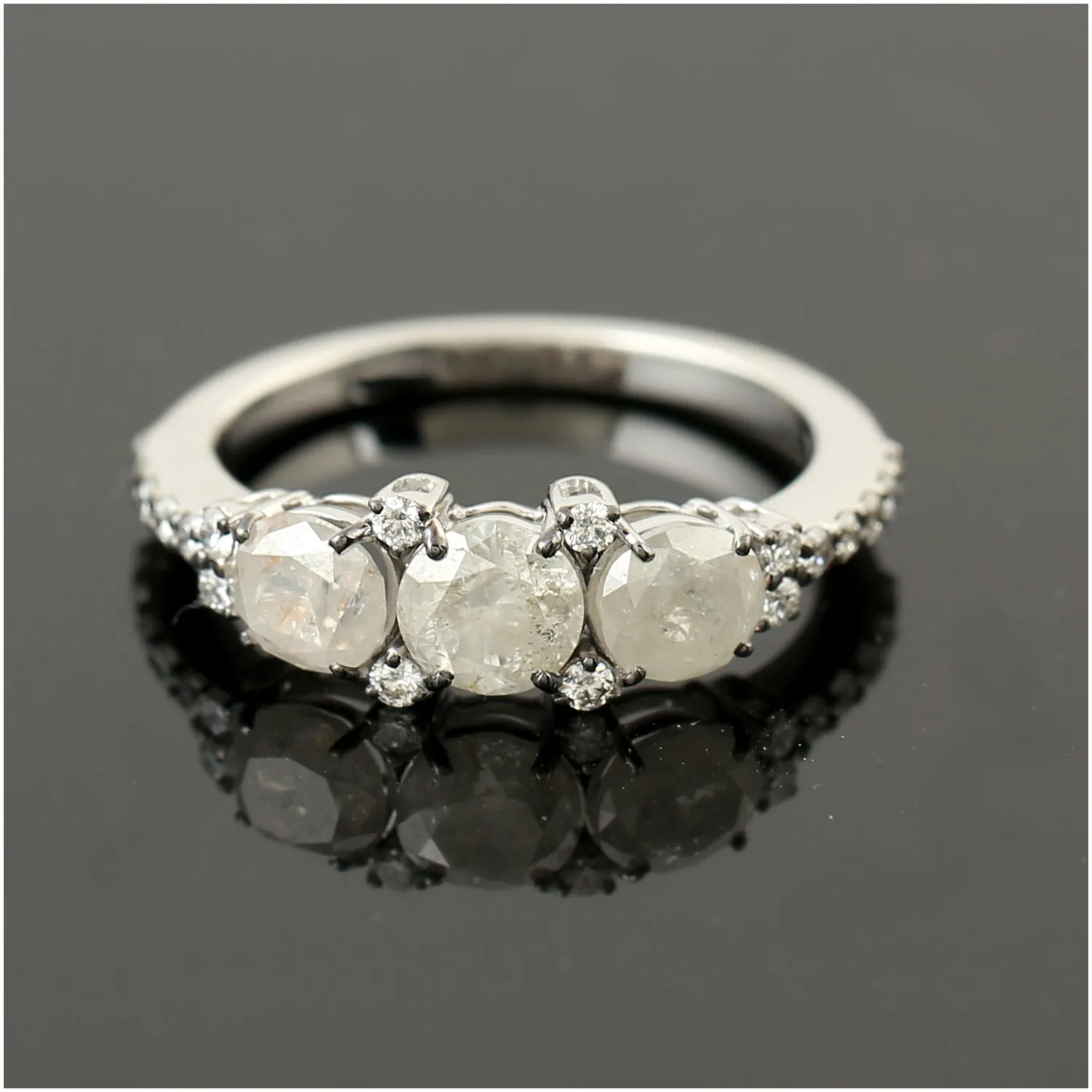 Ice Diamond Beautiful Ring jewelry In 18k White Gold Handmade Jewelry