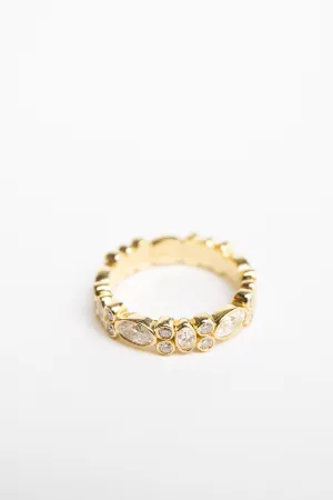 MAUD JEWELRY | 18K GOLD OVAL & ROUND DIAMOND STACK RING