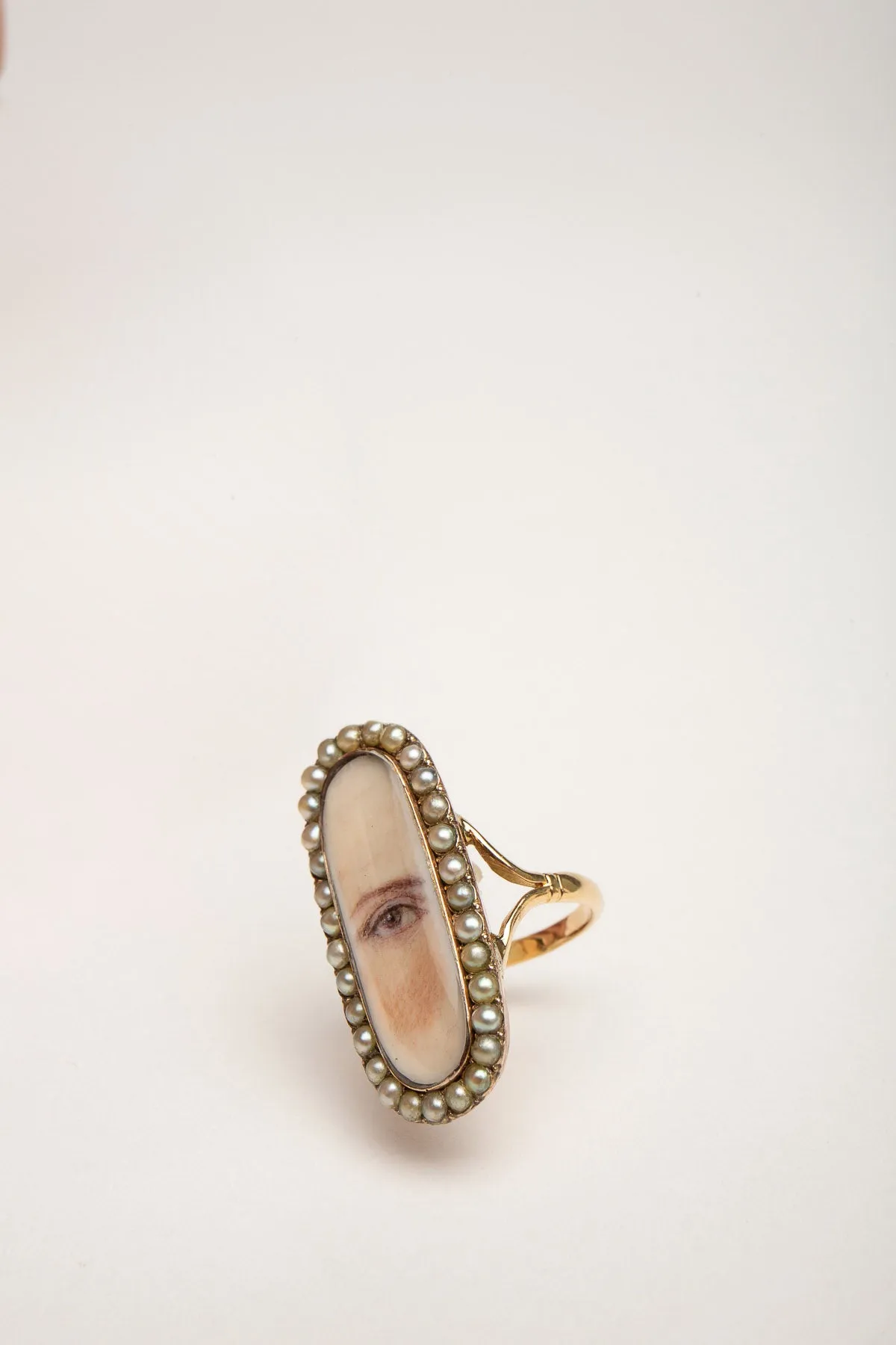 MAXFIELD PRIVATE COLLECTION | 1800'S PAINTED LONG OVAL EYE PEARL RING