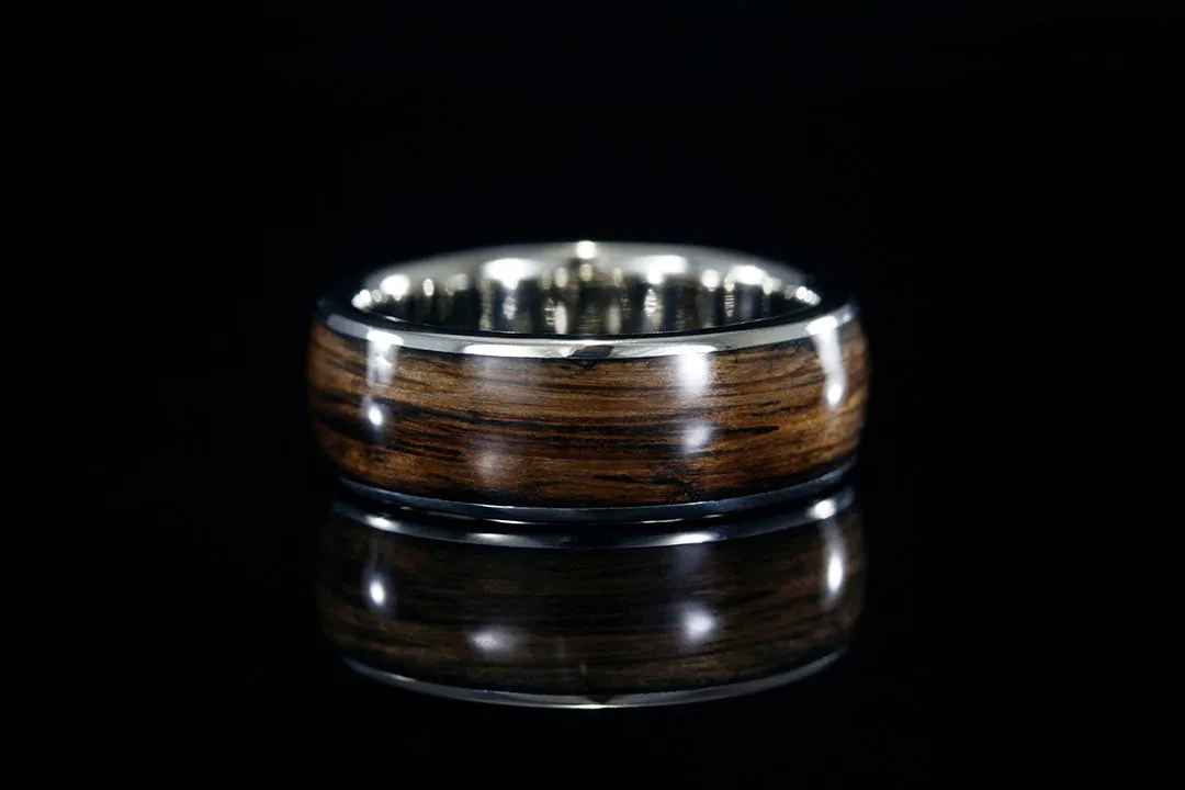 MEN'S WHITE GOLD WHISKEY BARREL WOOD RING