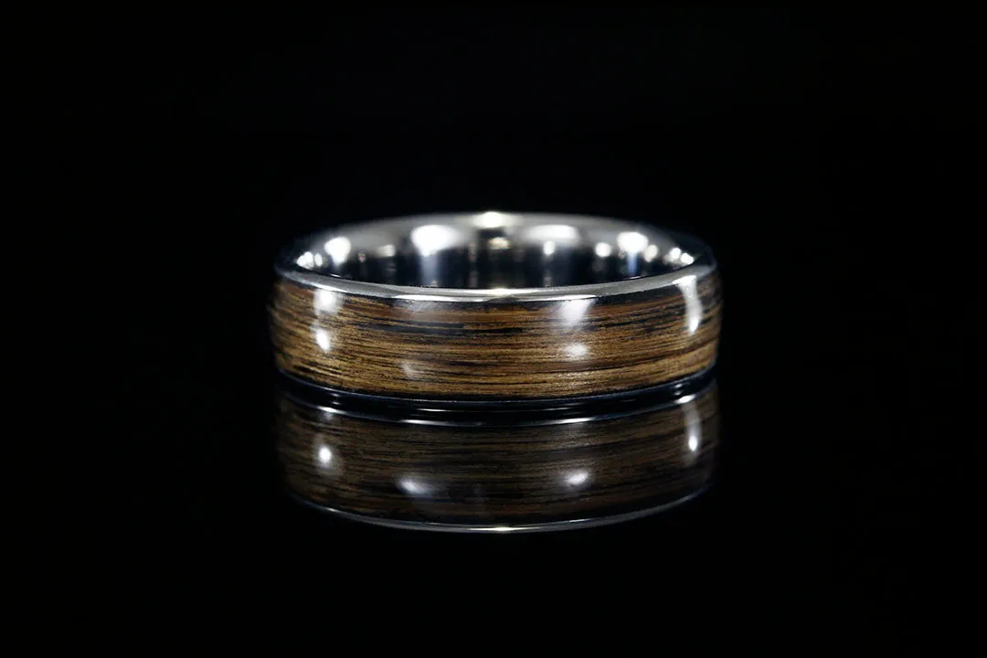 MEN'S WHITE GOLD WHISKEY BARREL WOOD RING