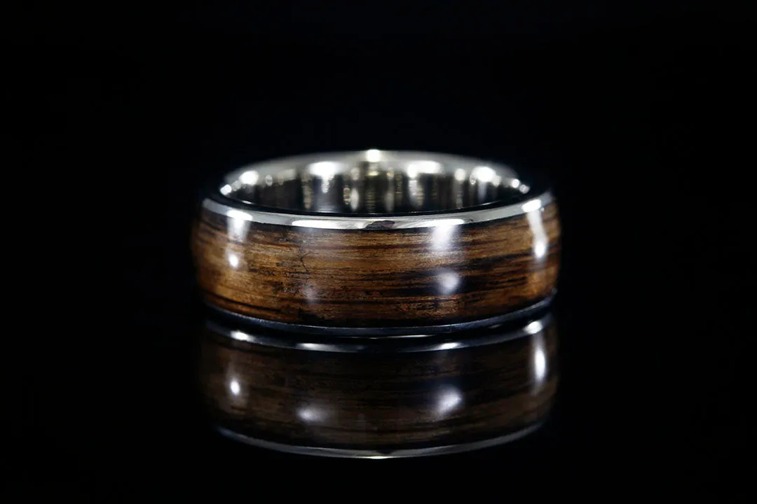 MEN'S WHITE GOLD WHISKEY BARREL WOOD RING