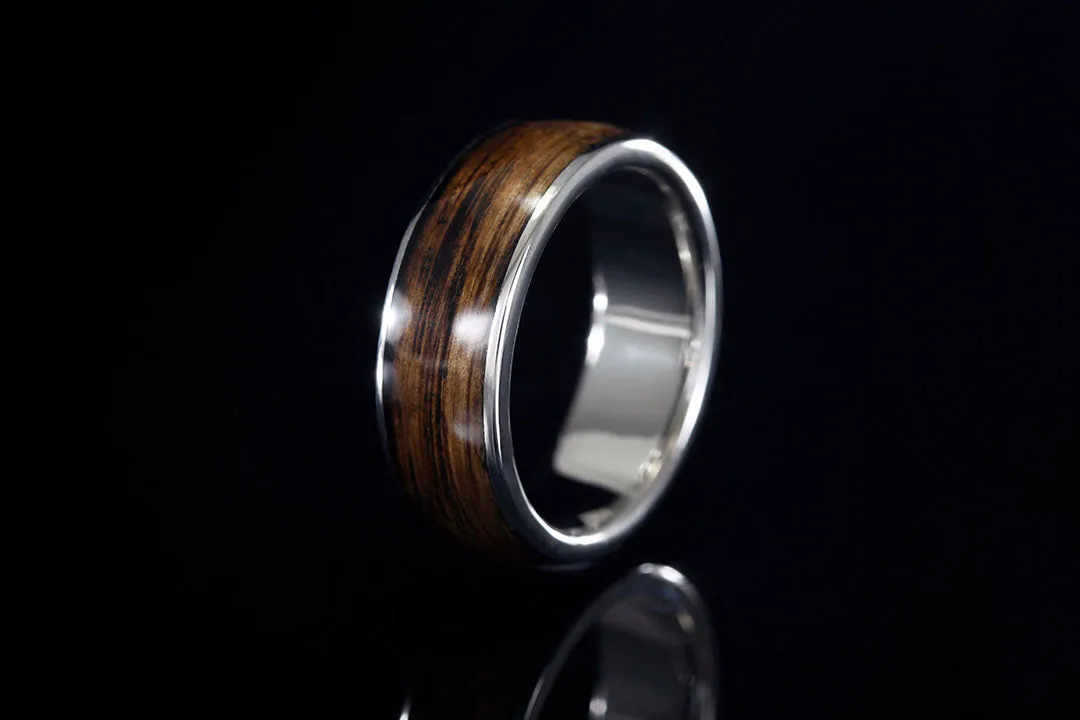 MEN'S WHITE GOLD WHISKEY BARREL WOOD RING