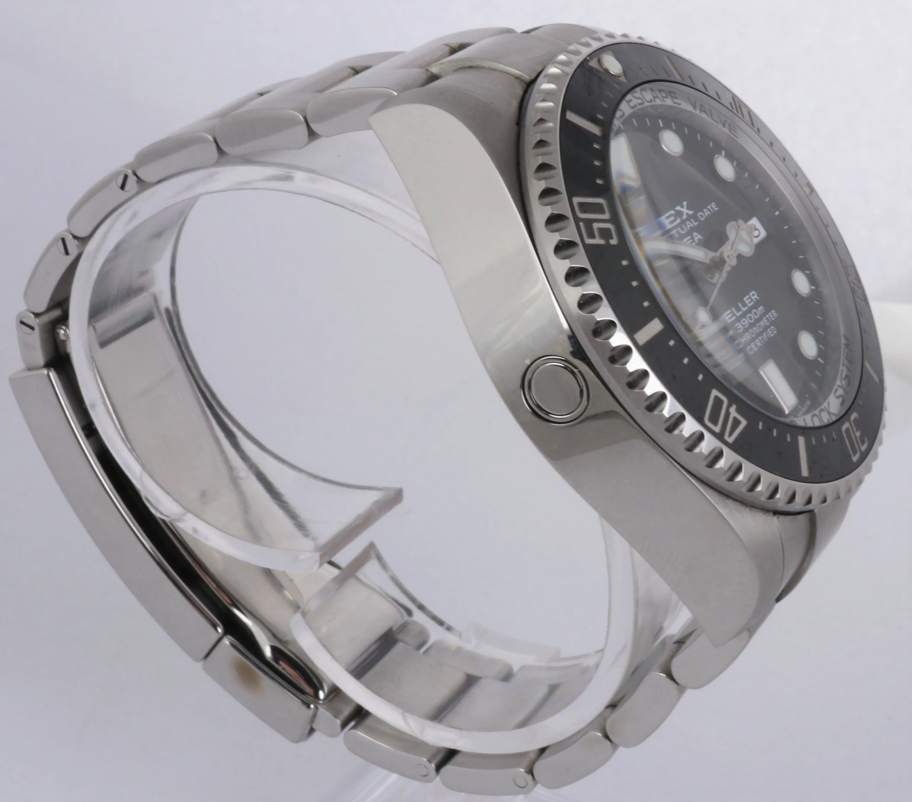 MINT 2018 Rolex Sea-Dweller Deepsea 126660 Stainless Steel 44mm Black Dive Watch