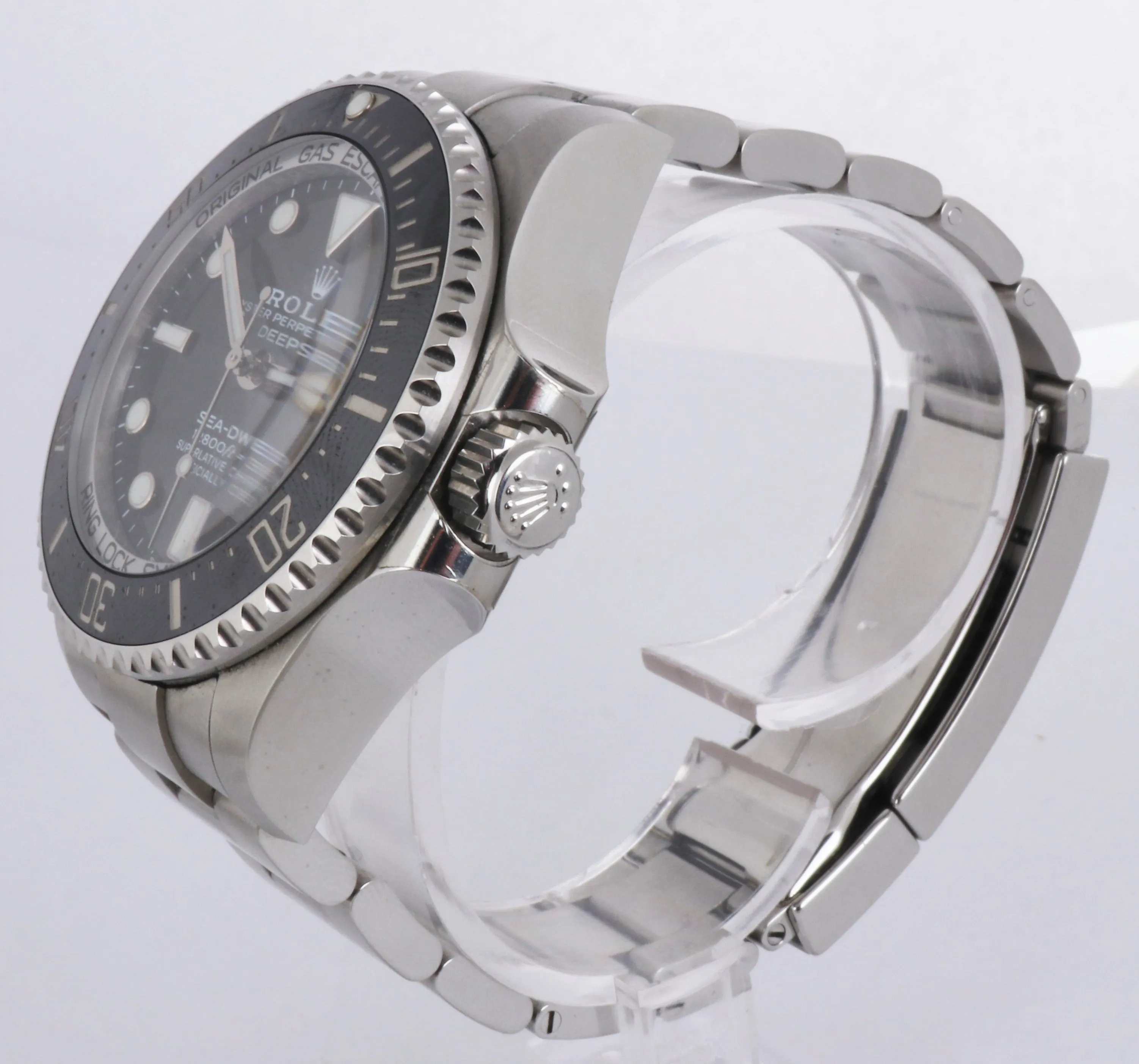 MINT 2018 Rolex Sea-Dweller Deepsea 126660 Stainless Steel 44mm Black Dive Watch
