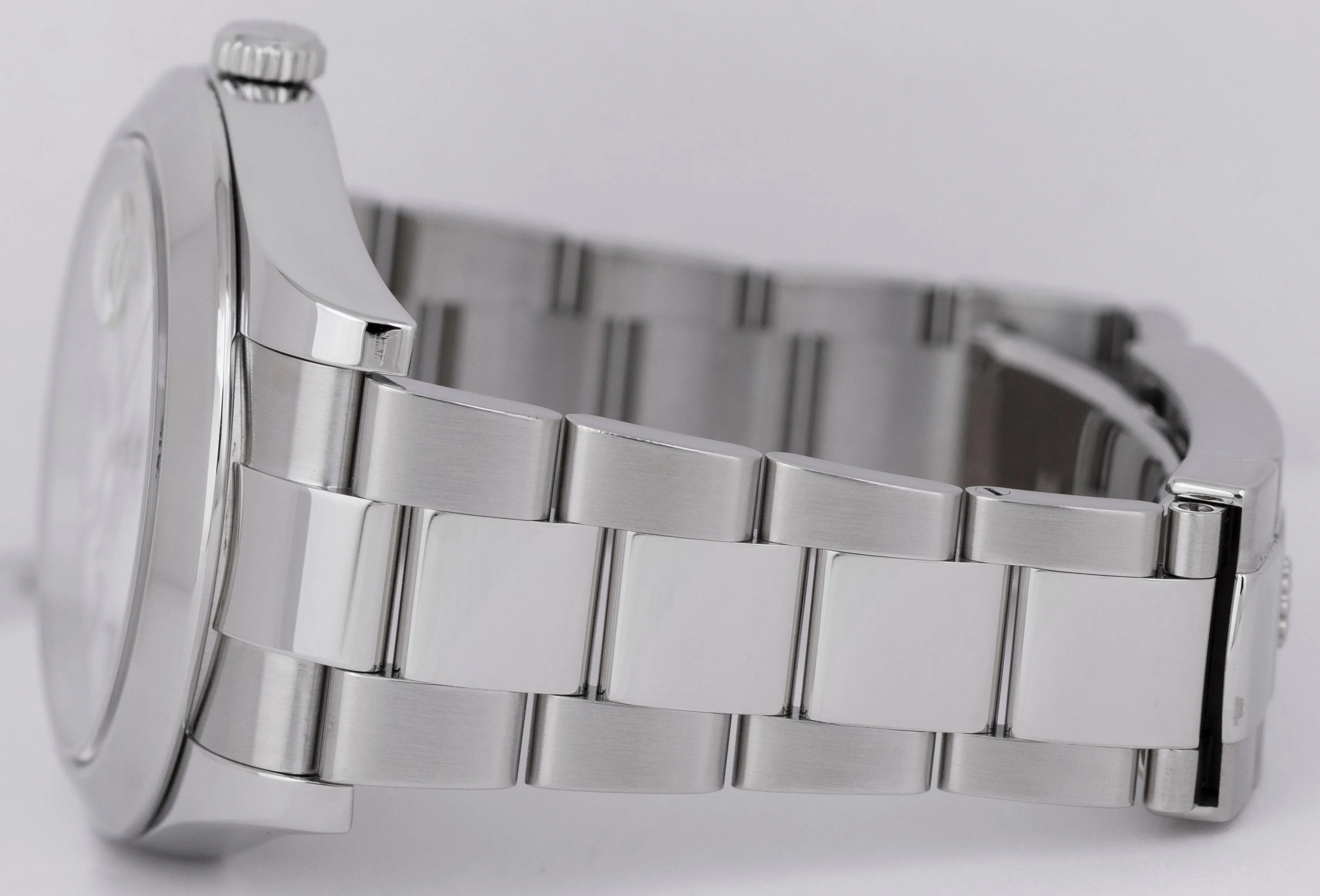MINT Rolex DateJust II 41mm White Smooth Bezel Stainless Steel Watch 116300