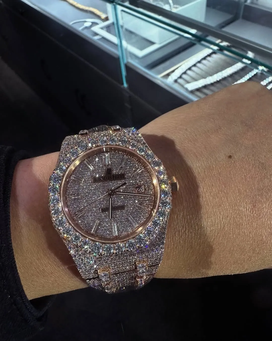 MOISSANITE AP WATCH | AUDEMARS PIGUET ROYALOAK BUSTDOWN W 205