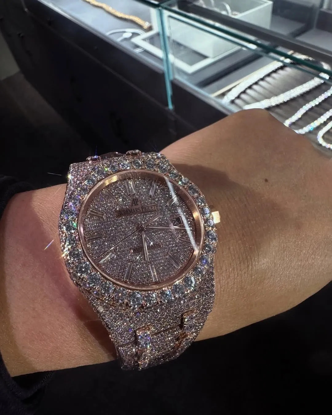 MOISSANITE AP WATCH | AUDEMARS PIGUET ROYALOAK BUSTDOWN W 205