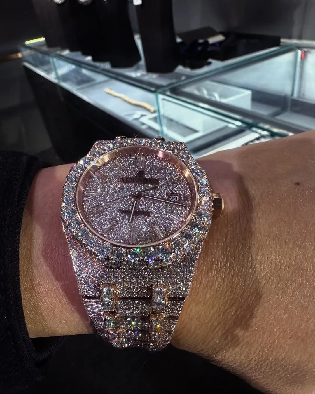 MOISSANITE AP WATCH | AUDEMARS PIGUET ROYALOAK BUSTDOWN W 205