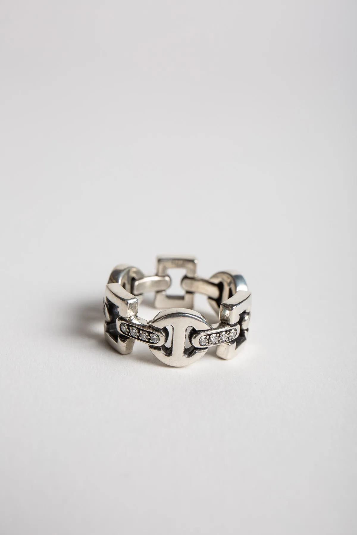 NAHMIAS | STERLING SILVER DIAMOND CLASSIC TRI-LINK RING