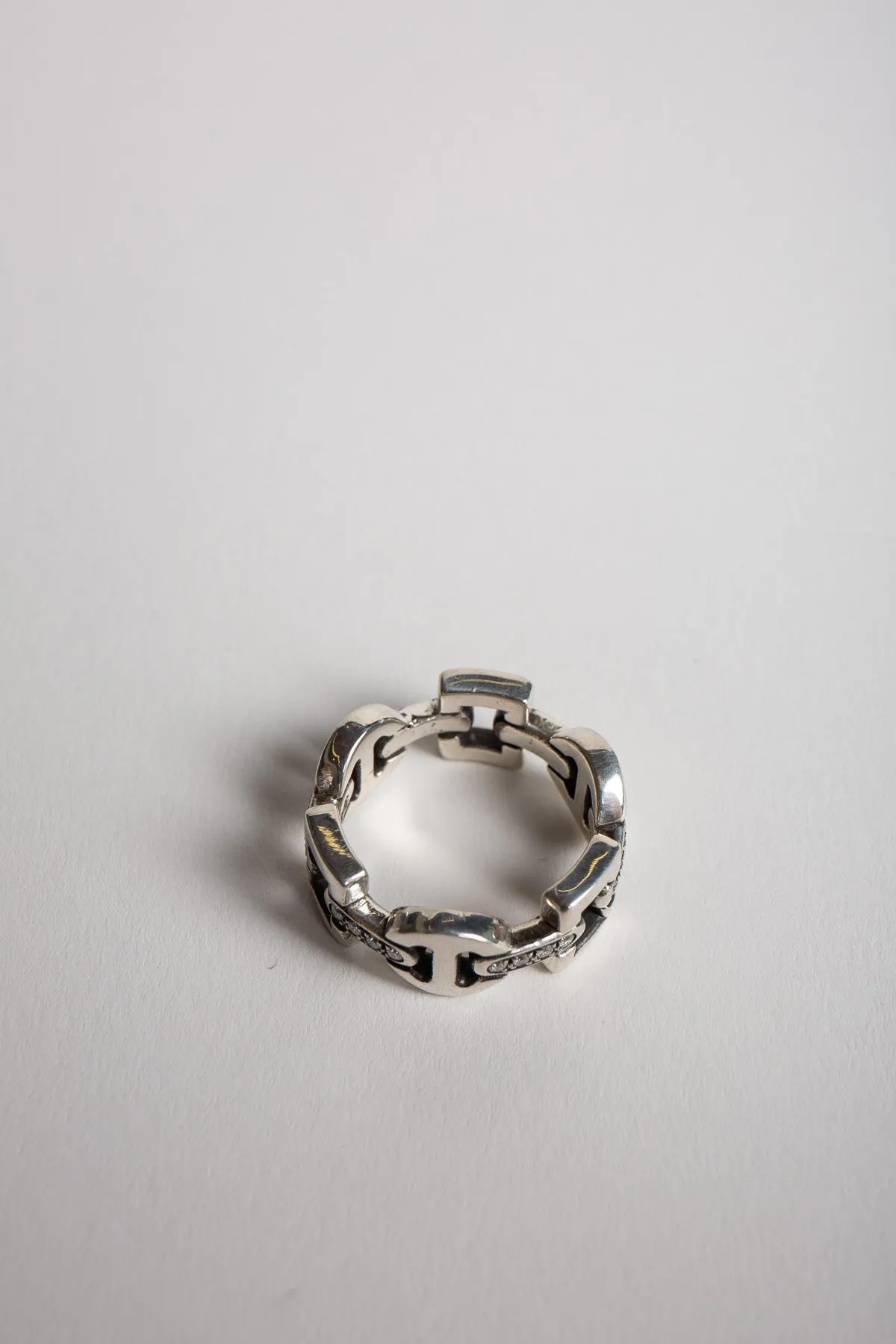 NAHMIAS | STERLING SILVER DIAMOND CLASSIC TRI-LINK RING
