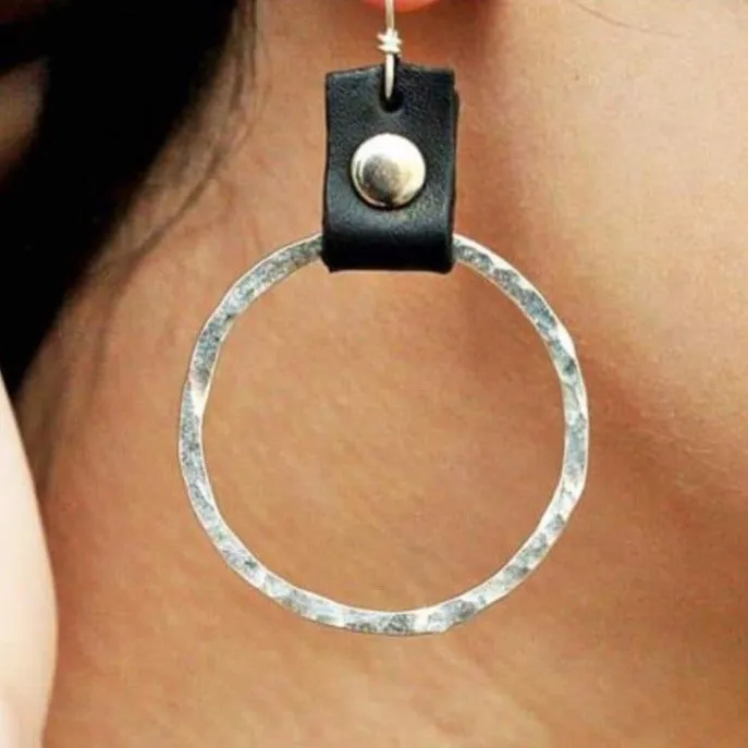 Obscuro Jewelry Take The Lead Earrings