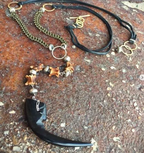 Obscuro Jewelry Zumi Necklace