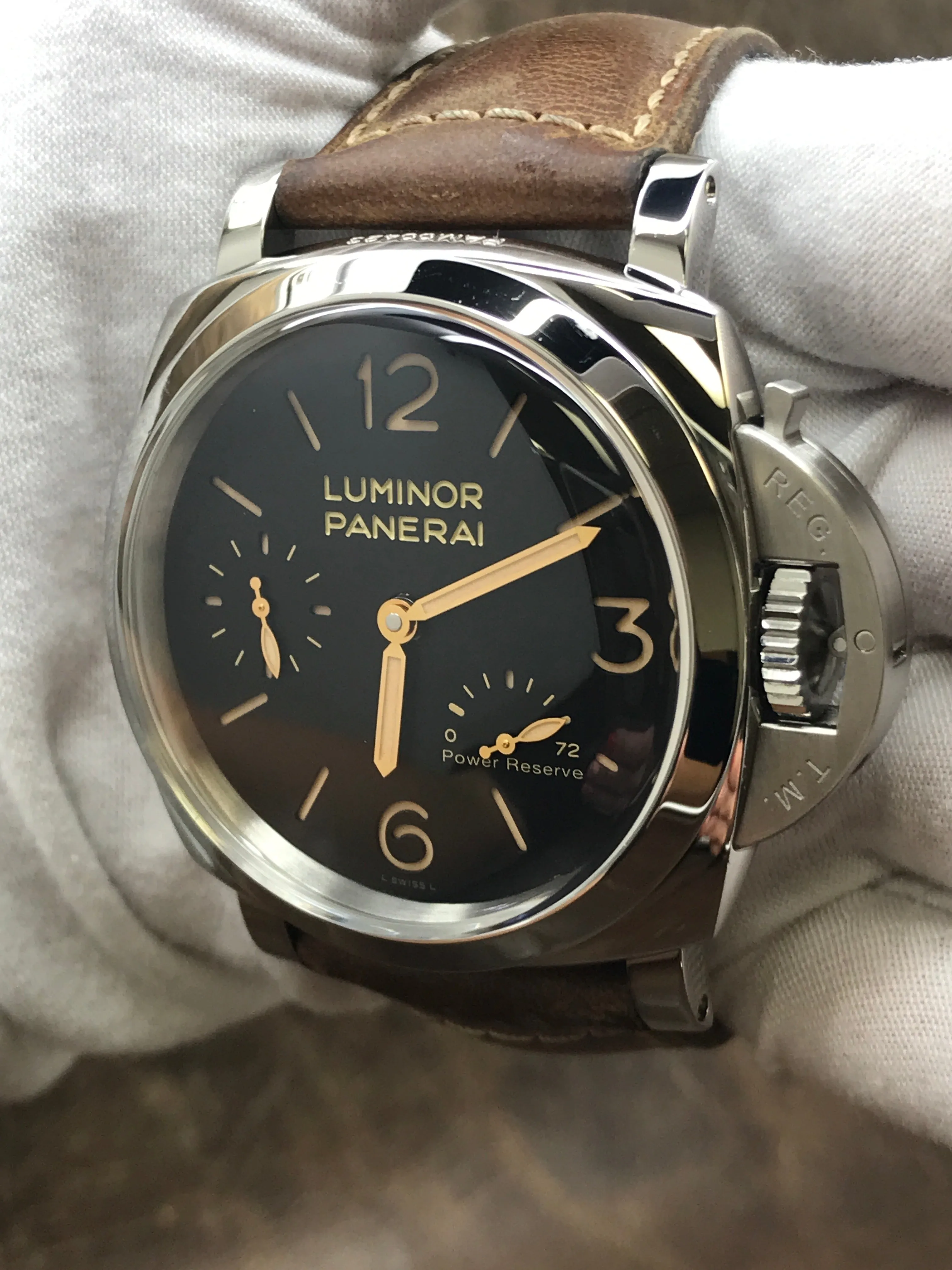 Panerai Luminor Marina 3 Days PAM00423 Black Dial Manual wind Men's Watch