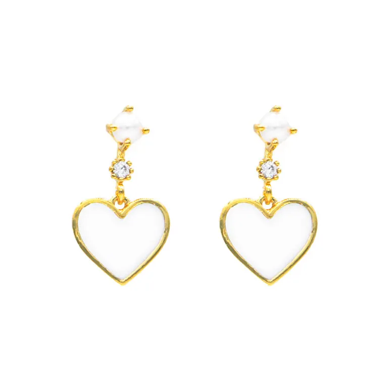 Pearlfect Heart Earrings