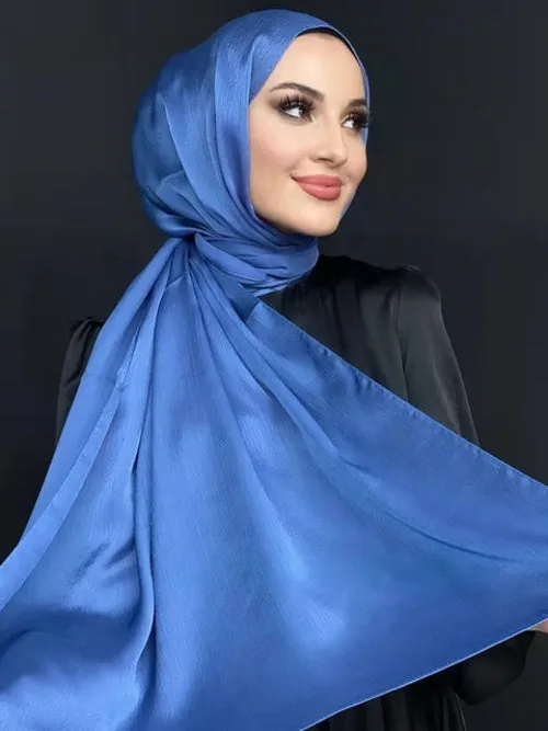 "Elegant Silk Abaya with Matching Satin Head Scarf - A Luxurious Hijab Set for any Occasion"