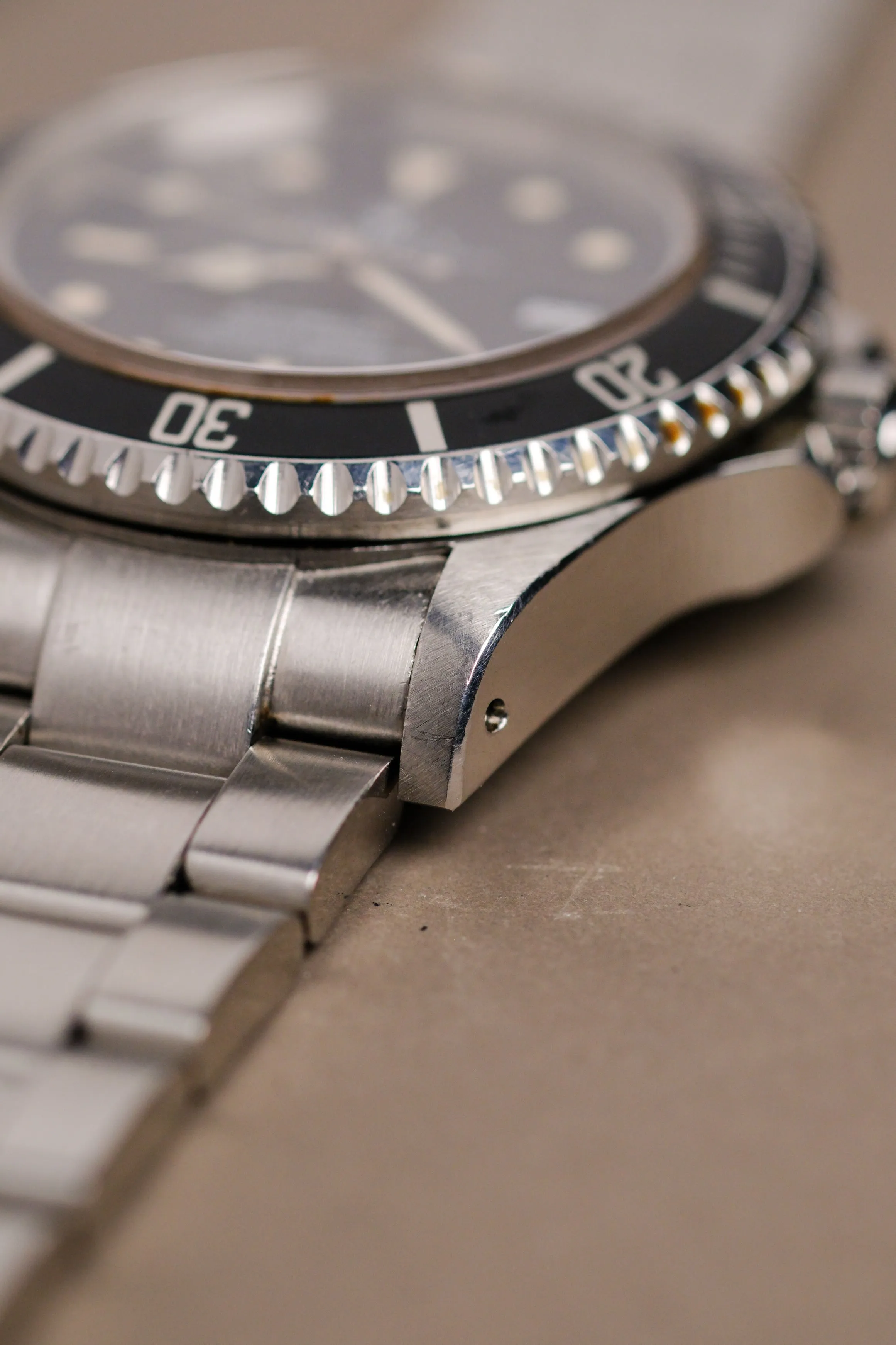 Rolex Sea-Dweller 16660 Satin Cream Patina - 1987