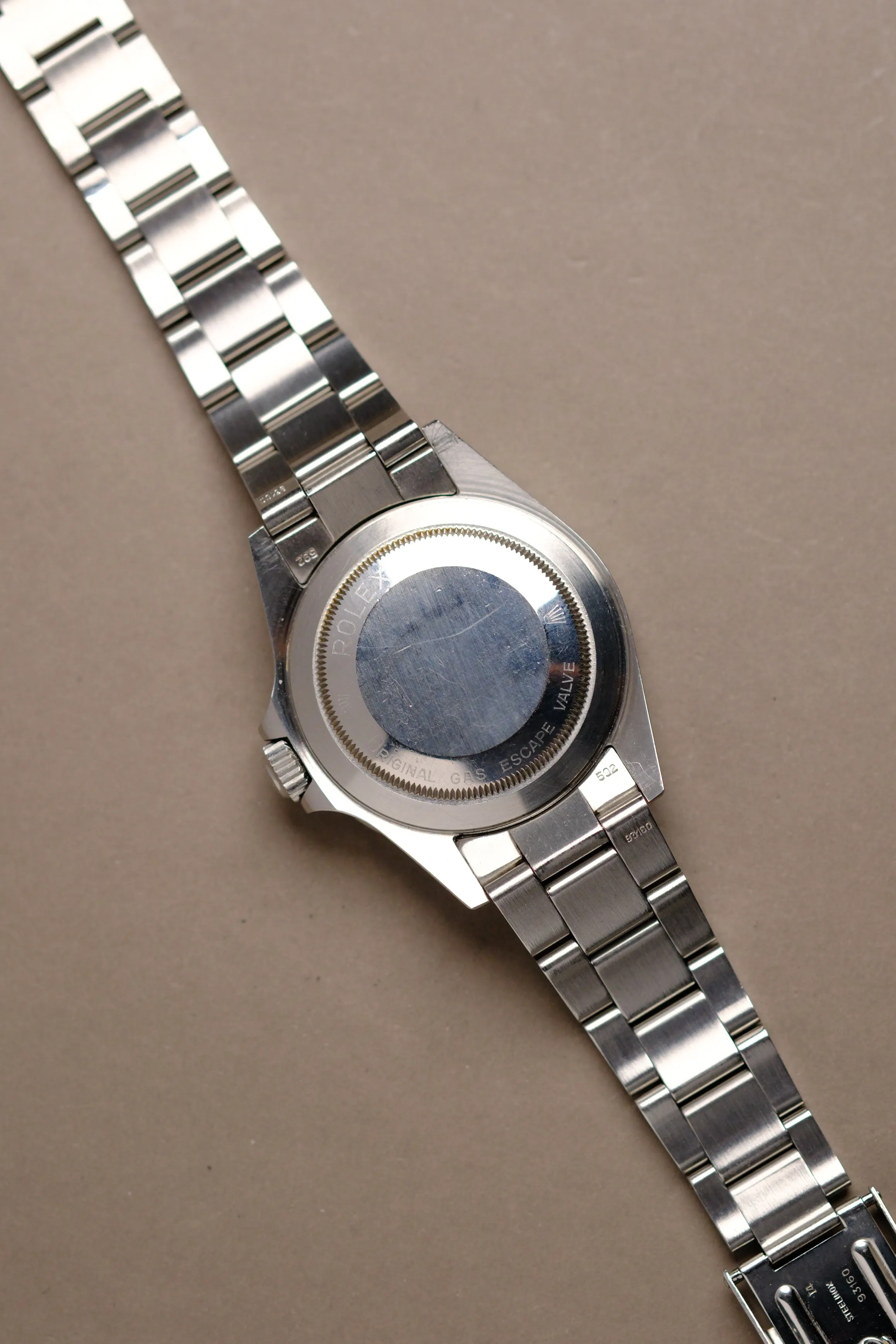 Rolex Sea-Dweller 16660 Satin Cream Patina - 1987