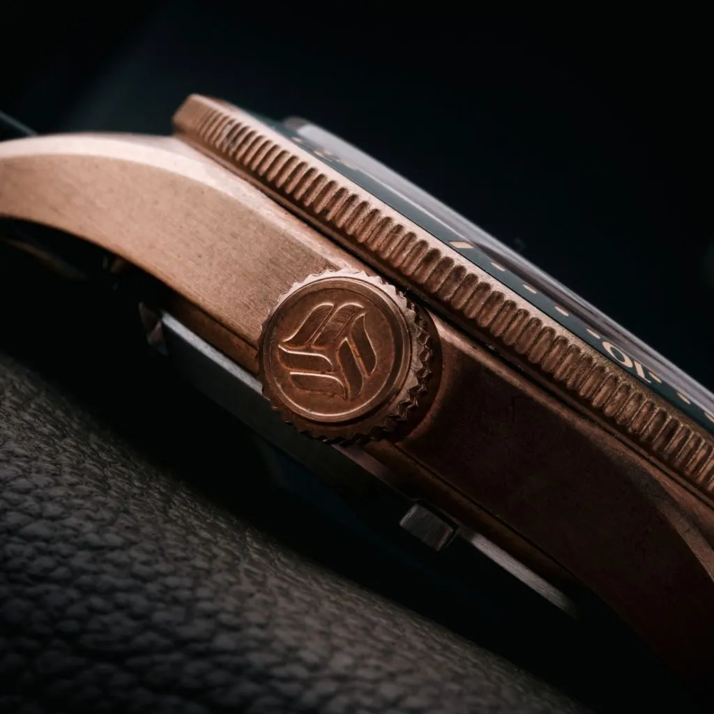 Selten Salvage&nbsp;Bronze &ndash; Vintage&nbsp;Wall (Brown&nbsp;Patina&nbsp;Dial)