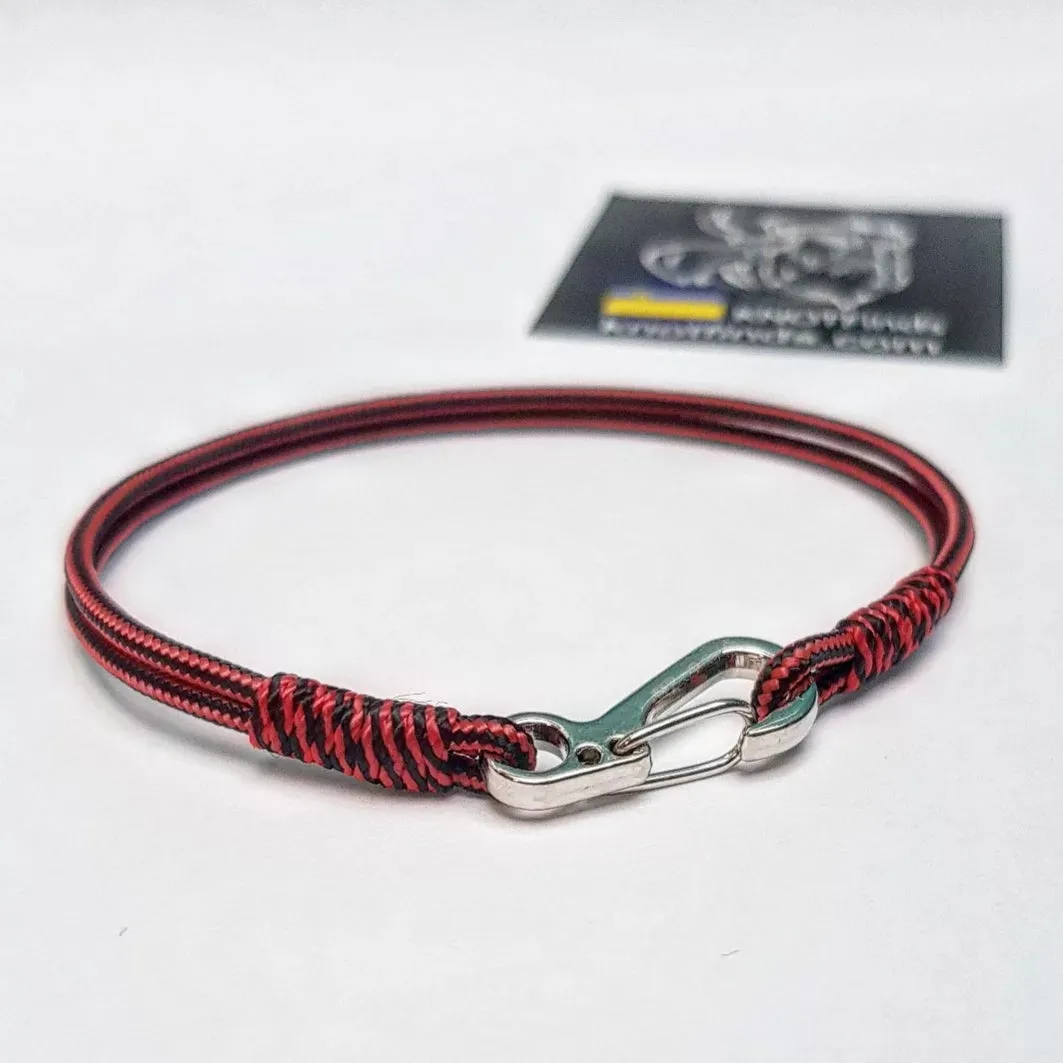 Ultra-Thin Bloody stripe Paracord Bracelet – Viking-Inspired Protective military Amulet